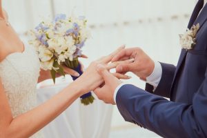 Tips To Have The Best Hair And Makeup Experience On Your Wedding Day